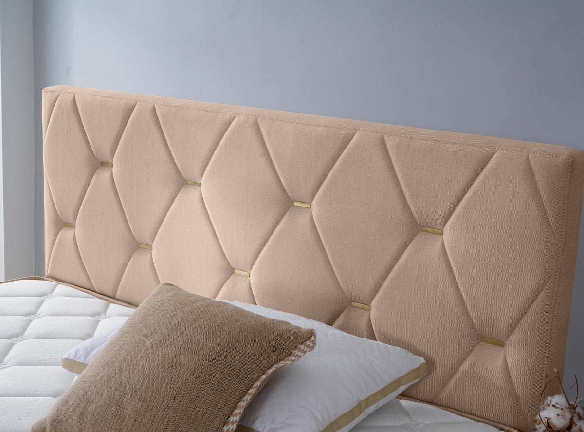 Pat Nobi 160 x 200 , tapitat, culoare crem