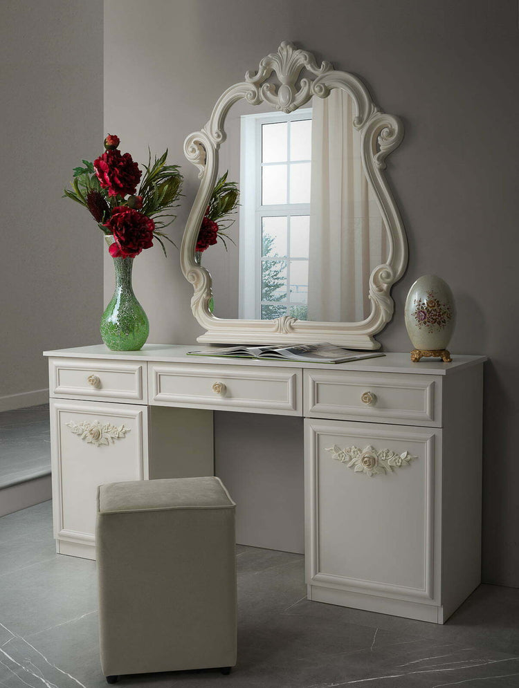 Dormitor Neli, crem, pat 160x200 cm, dulap cu 6 usi, comoda, 2 noptiere, somiera metalica si saltea incluse