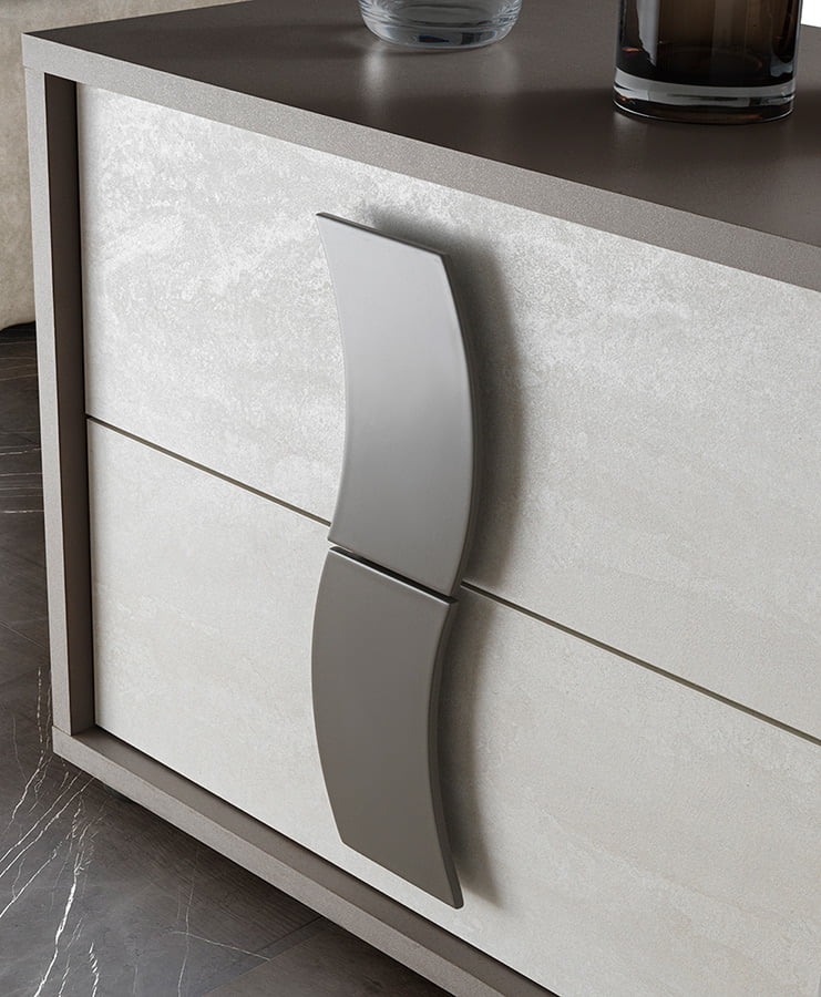 Dormitor Twin, alb/gri, pat 160x200 cm, dulap cu 2 usi culisante, 2 noptiere, comoda