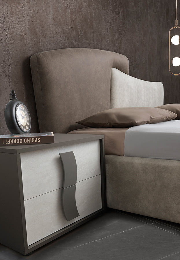 Dormitor Twin, alb/gri, pat 160x200 cm, dulap cu 2 usi culisante, 2 noptiere, comoda